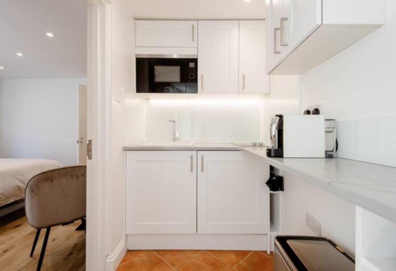 Well-Positioned Studio Flat London Luaran gambar